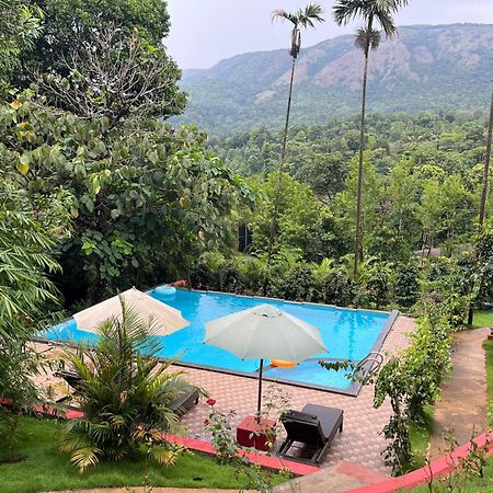 Hill Crest Resort - Coorg Madikeri Exterior foto