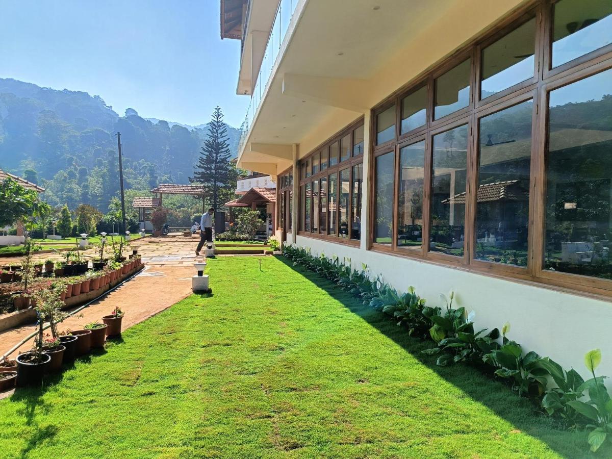 Hill Crest Resort - Coorg Madikeri Exterior foto