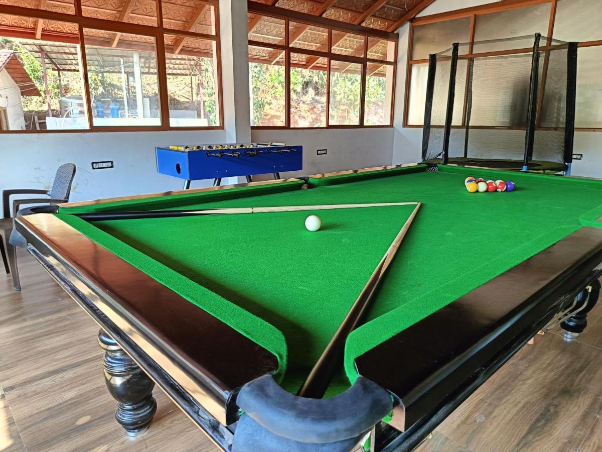 Hill Crest Resort - Coorg Madikeri Exterior foto